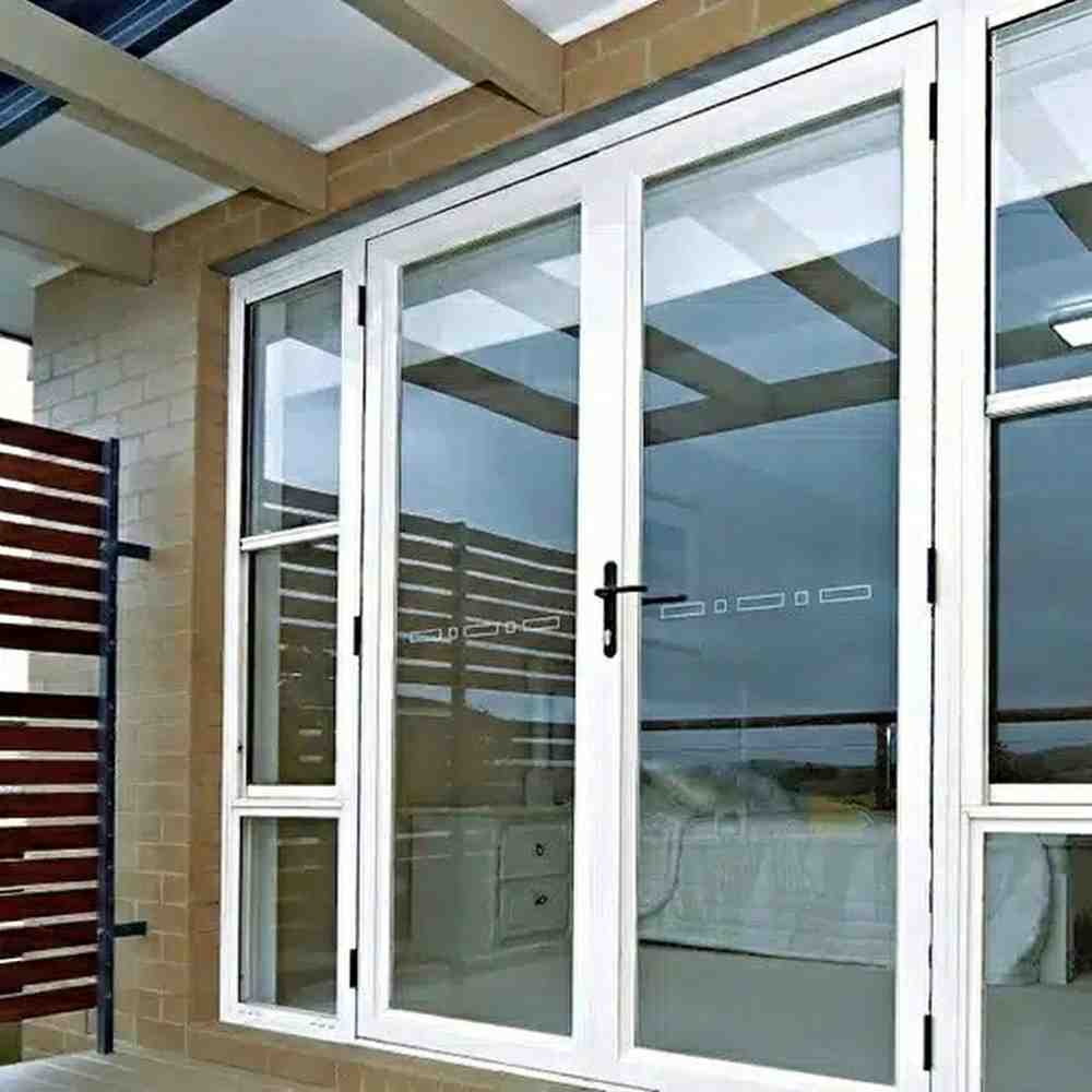 Elegant aluminium glass door with stainless steel handle in Dubai home